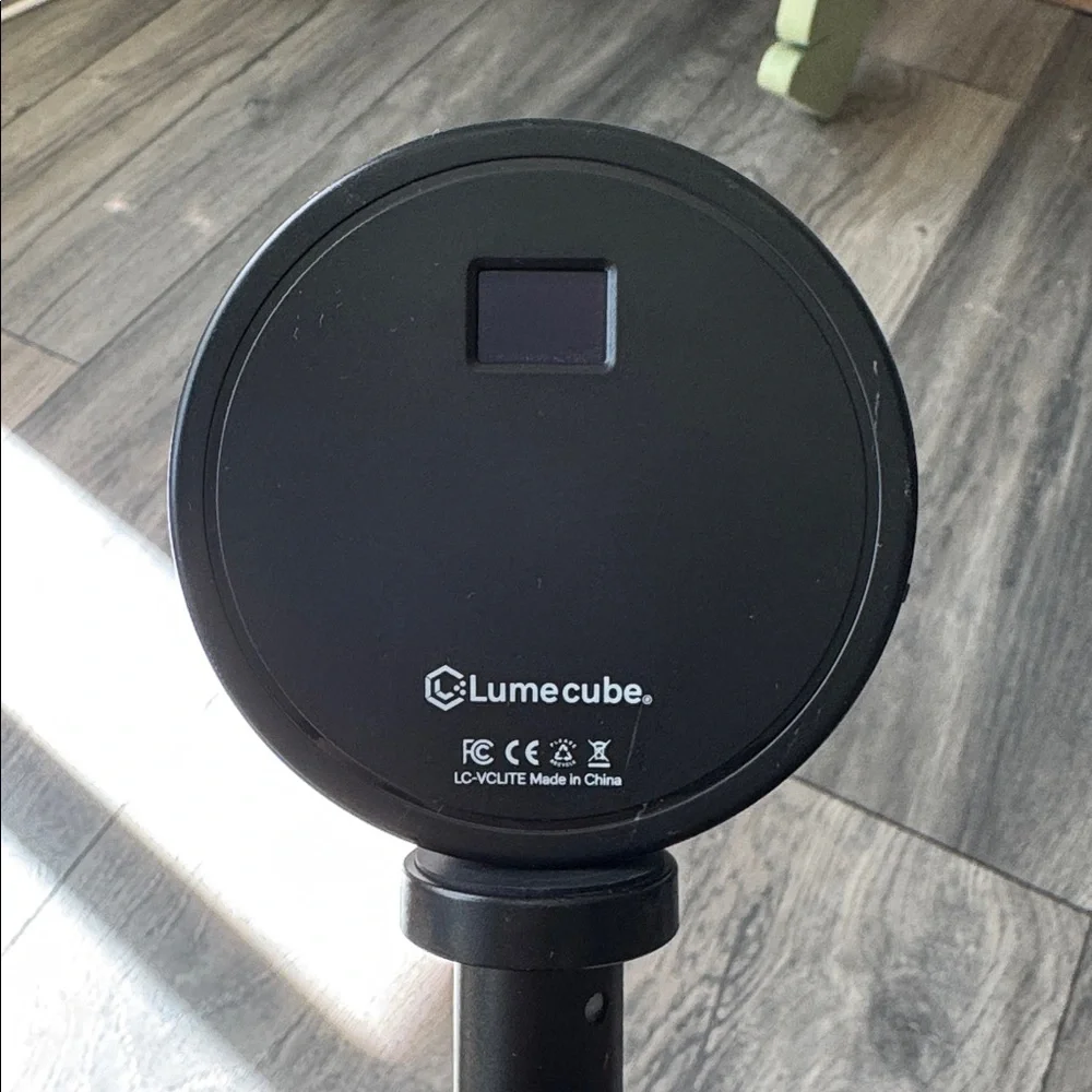 LumeCube video conferencing portable tripod light